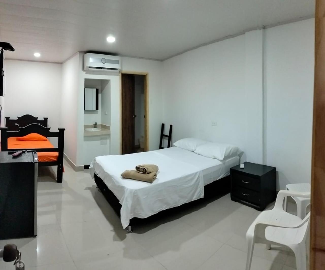 Apartamentos Y Habitaciones Alvaro Vaca San Andrés 外观 照片
